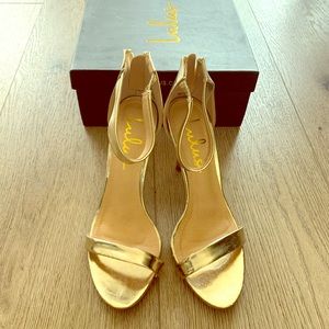 Gold strappy heels/pumps size 6.5
